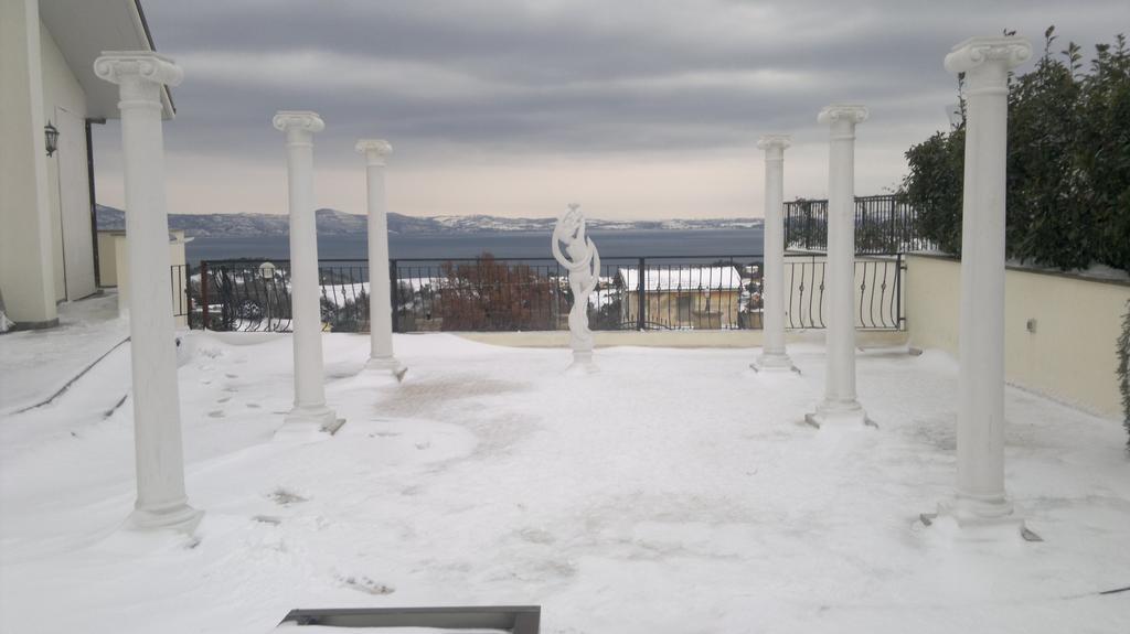 The White Villa Bracciano  Bagian luar foto