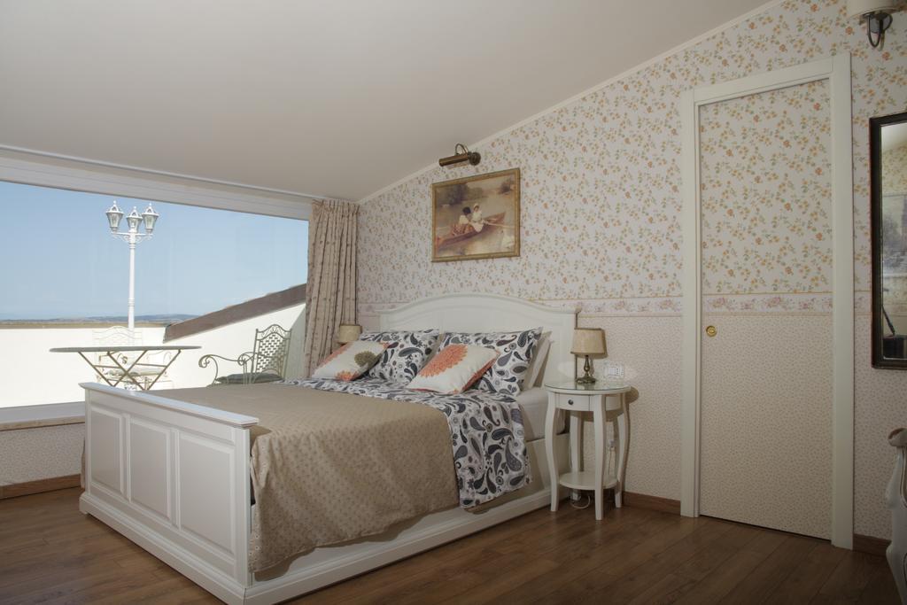 The White Villa Bracciano  Bagian luar foto